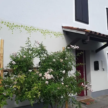 Le Giuggiole 5 Posti Letto In Casa Ricca D'atmosfera Farra d'lsonzo