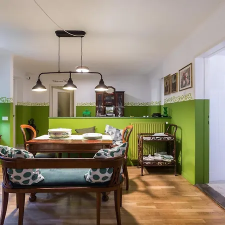 Le Giuggiole 5 Posti Letto In Casa Ricca D'atmosfera Farra d'lsonzo