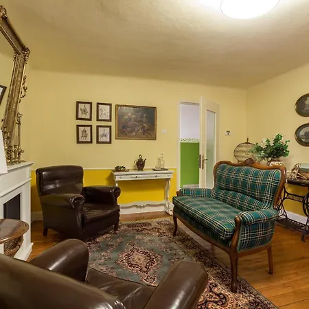 Le Giuggiole 5 Posti Letto In Casa Ricca D'atmosfera Farra d'lsonzo