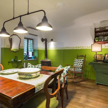 Tatil Evi Le Giuggiole 5 Posti Letto In Casa Ricca D'atmosfera Farra d'lsonzo