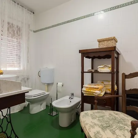 Holiday home Le Giuggiole 5 Posti Letto In Casa Ricca D'atmosfera