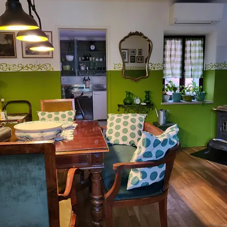 Le Giuggiole 5 Posti Letto In Casa Ricca D'atmosfera Farra d'lsonzo