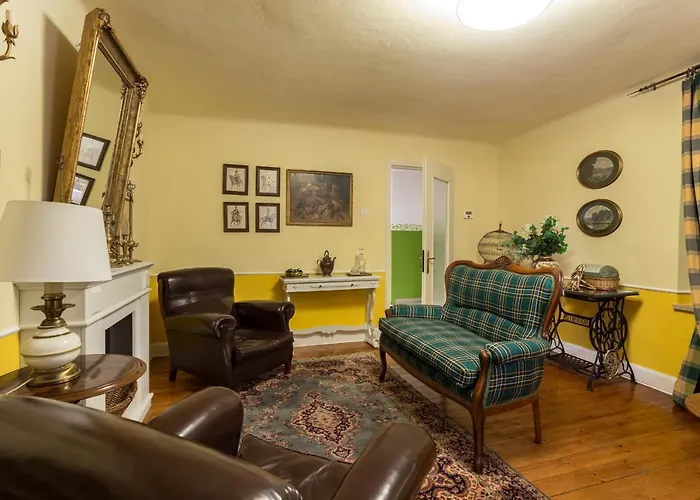 Le Giuggiole 5 Posti Letto In Casa Ricca D'atmosfera Farra d'lsonzo