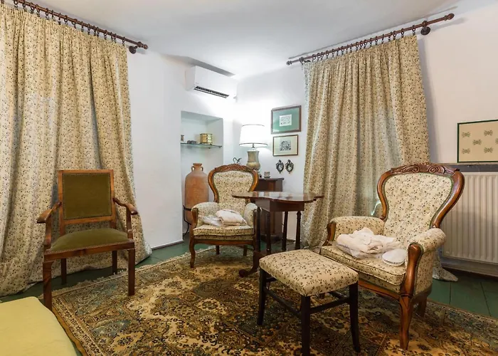 Σπίτι διακοπών Le Giuggiole 5 Posti Letto In Casa Ricca D'atmosfera *